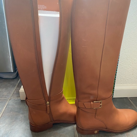 Brand new Tory Burch shoes.